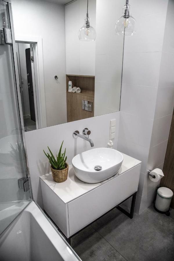 Mycherry - Old Town Apartment - Ksiecia Witolda 27 فروتسواف المظهر الخارجي الصورة